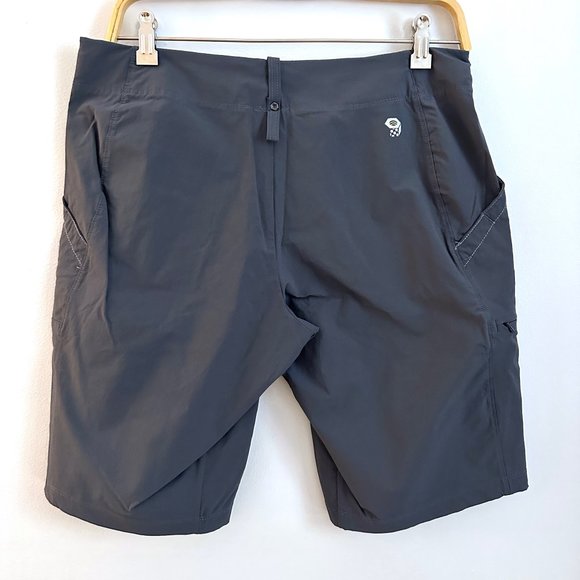 MOUNTAIN HARDWEAR 85% nylon 15% spandex grey womens short - 6 - Picture 2 of 6